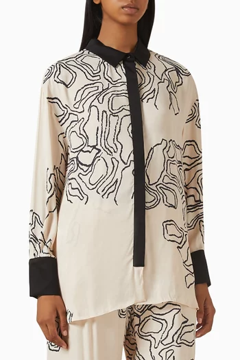 بلوزة مزينة بنقشة مزيج قطن