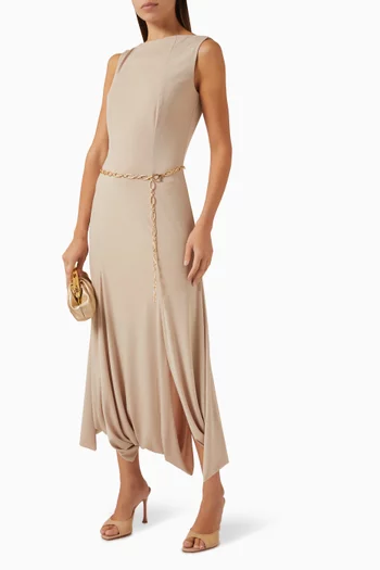 فستان طويل بحزام