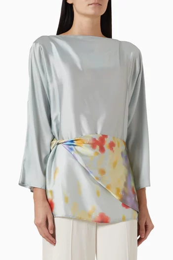 بلوزة بنقشة زهور ستان