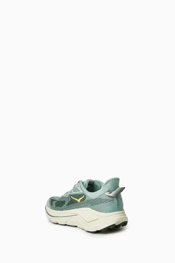 Challenger 8 Sneakers in Mesh