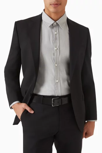 حزام بإبزيم وشعار الماركة جلد