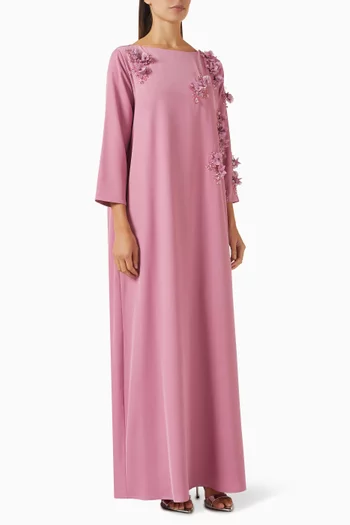 قفطان مزين بزهور بارزة