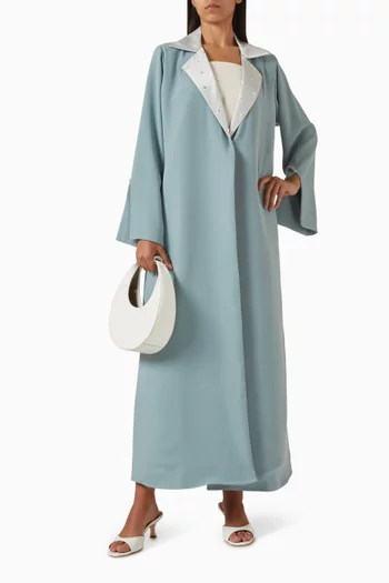 عباية مطرزة بلؤلؤ