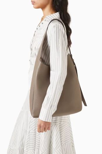 Romy Hobo Bag in Pebbled Leather