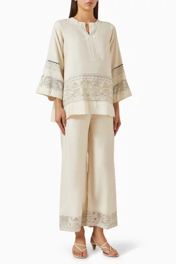 طقم بنطال وبلوزة مطرزة