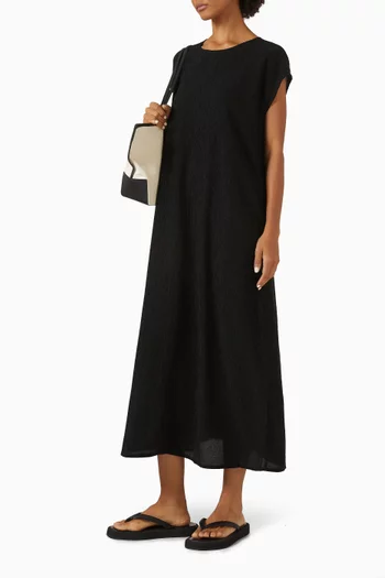 Roundneck Pleated Midi Dress