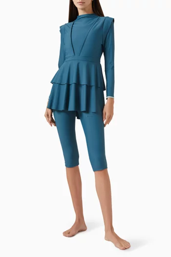 كولون سباحة كابري إيكونيل