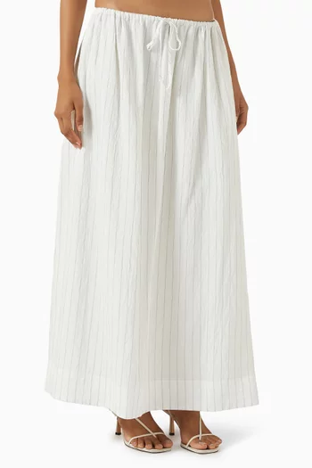 تنورة ساسكي طويلة