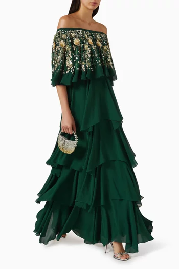 فستان متعدد الطبقات مطرز بالخرز