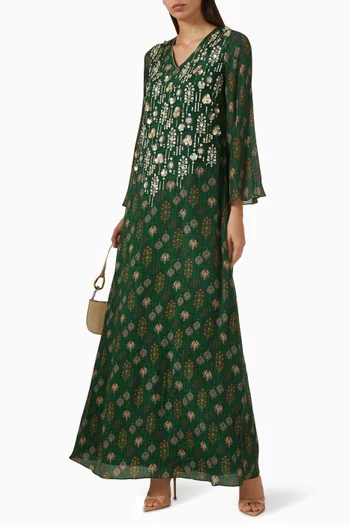 قفطان مطرز بالخرز