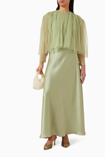 بلوزة بطيّات تول