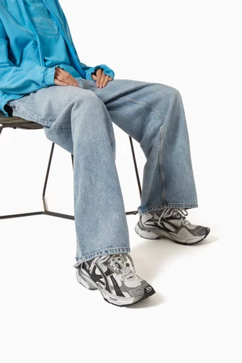 Runner Sneakers in Mesh & Nylon