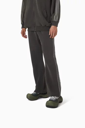 سنيكرز ميجارايد مون رابر أديداس × افافاف