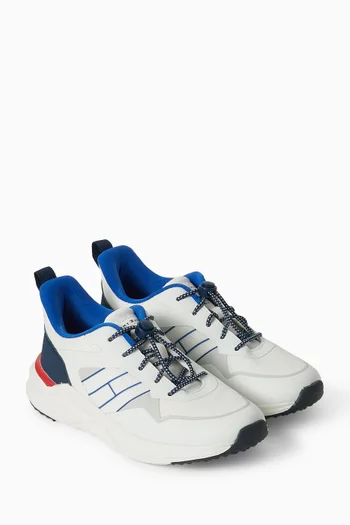 Low-cut Lace-Up Sneakers