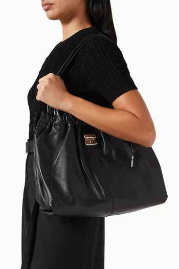 The Cristina Tote in Leather