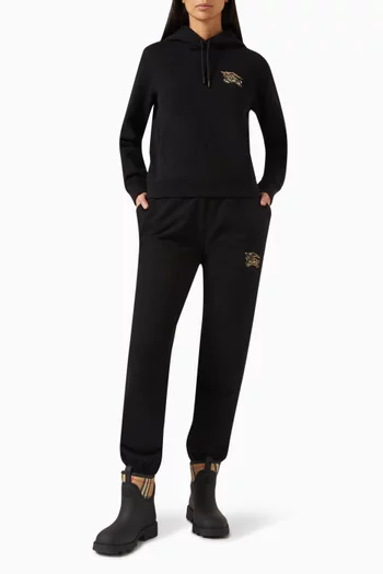 كنزة بغطاء رأس بشعار الفروسية ونقشة مربعات قطن