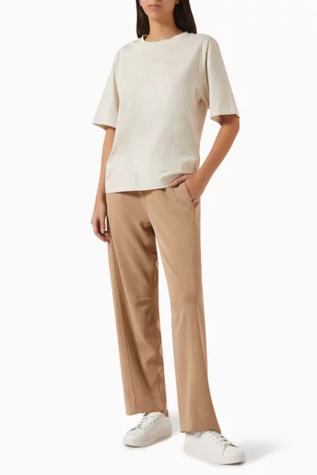 تي شيرت بشعار الماركة قطن