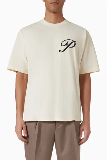 تي شيرت بطبعة مستوحاة من معرض الصور قطن