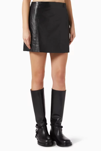 تنورة ياسديما قصيرة جلد