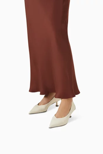 50 Angular Pumps in Leather