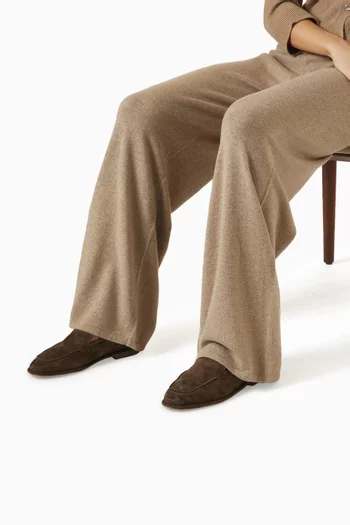 حذاء سهل الارتداء مبطن بفرو شمواه