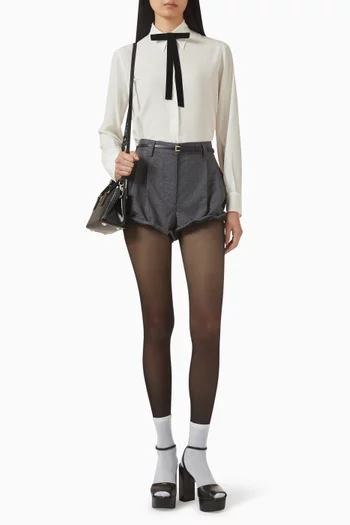 قميص بعقدة حرير وكريب صيني