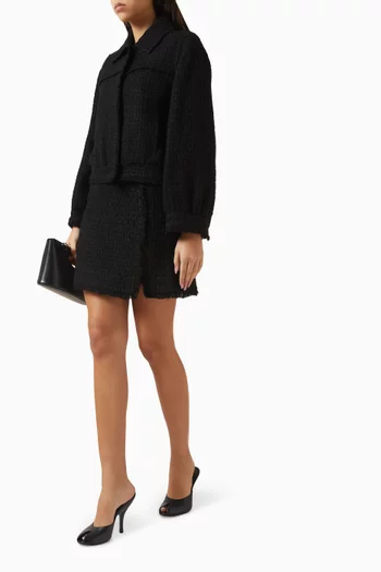 تنورة نيو قصيرة تويد