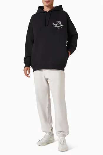 كنزة بغطاء رأس وطبعة قطن