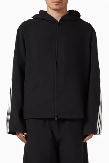 جاكيت رياضي بغطاء رأس بثلاثة خطوط