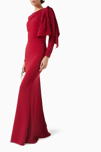 فستان سهرة بكاب وتطريزات بالخرز