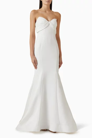 فستان سهرة بذيل كريب