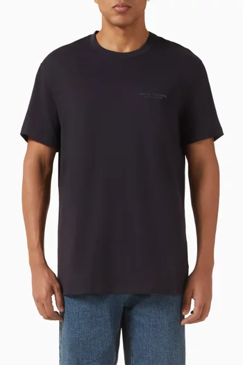 تي شيرت مزين بشعار الماركة قطن