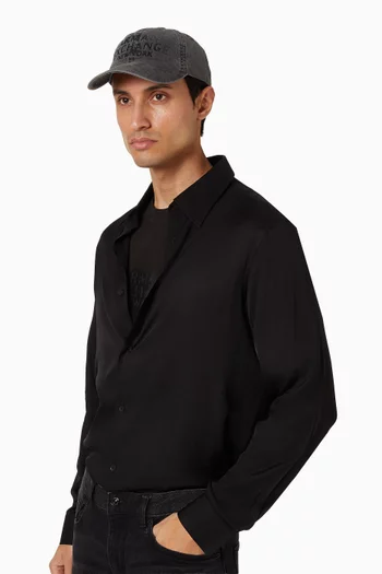 كاب مطرز بشعار الماركة دينم