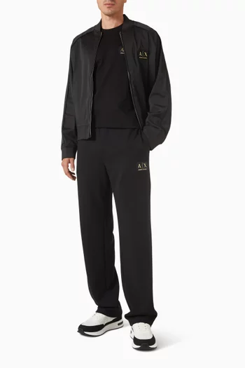 تي شيرت مزين بشعار الماركة قطن