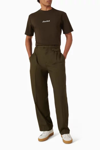 تي شيرت بقصة فضفاضة وشعار الماركة قطن