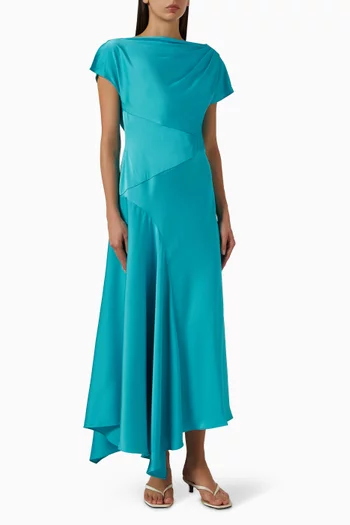 فستان طويل بصدرية بدرابيه ستان