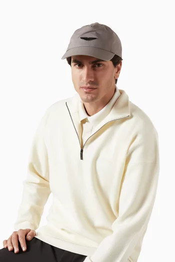 كاب بحلية شعار الأجنحة بوس × أستون مارتن