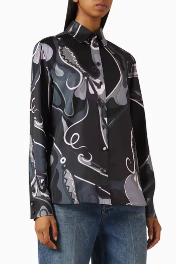 قميص بنقشة تجريدية حرير تويل