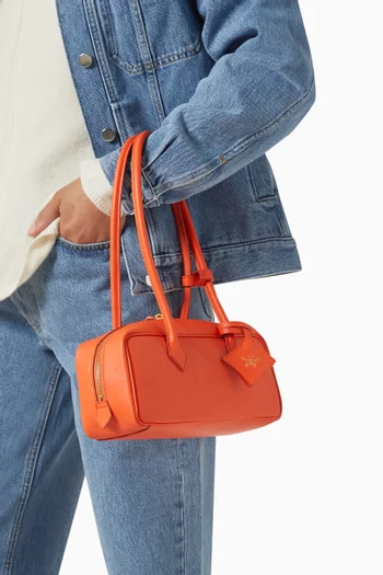 Aren East West Shoulder Bag in Leather