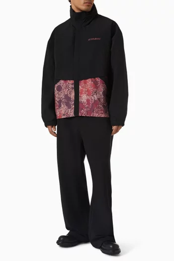 جاكيت رياضي 003 مزين بنقشة