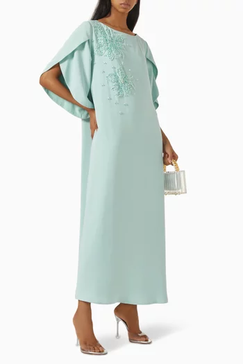 قفطان مطرز بالخرز كريب