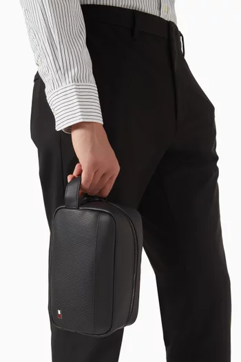 حقيبة مستحضرات العناية الشخصية بعلم الماركة