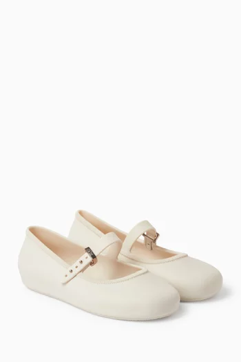 حذاء باليرينا ناعم كلوريد متعدد الفينيل