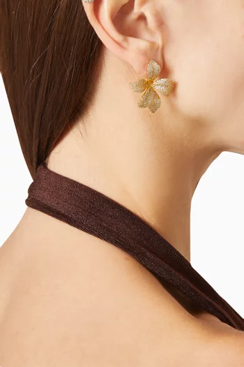 أقراط بتصميم زهور أوركيد مطلية ذهب عيار 18