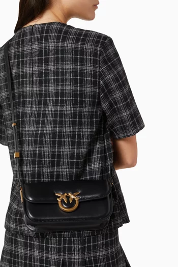 حقيبة كروس لوف بوكس صغيرة جلد نابا