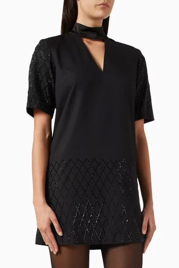 فستان بنمط تي شيرت مطرز