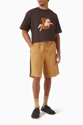 تي شيرت بطبعة حصان وحرف D قطن