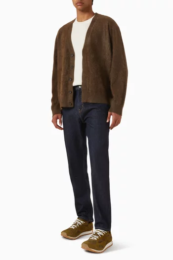 كارديغان بفتحة رقبة على شكل حرف V كشمير ناعم