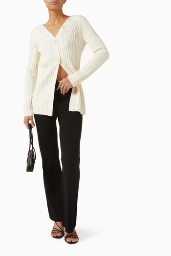 كارديغان بفتحة رقبة على شكل حرف V صوف مارينو