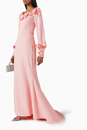 فستان بتطريزات زهور